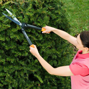 Foarfeca gard viu Fiskars PowerGear HS72